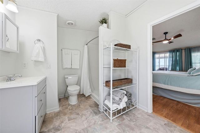 119 LAKE SHORE CIRCLE, Leesburg, FL 34788