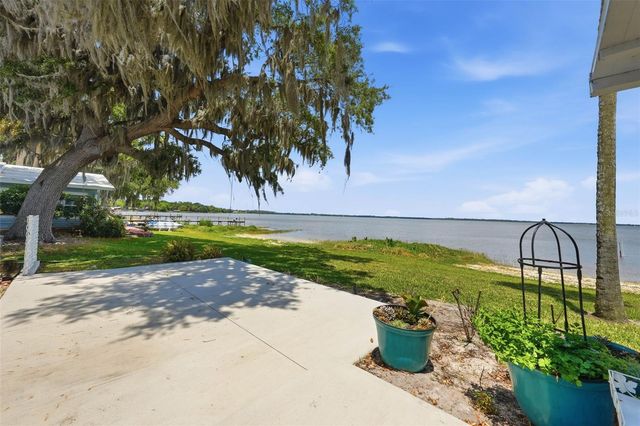 119 LAKE SHORE CIRCLE, Leesburg, FL 34788