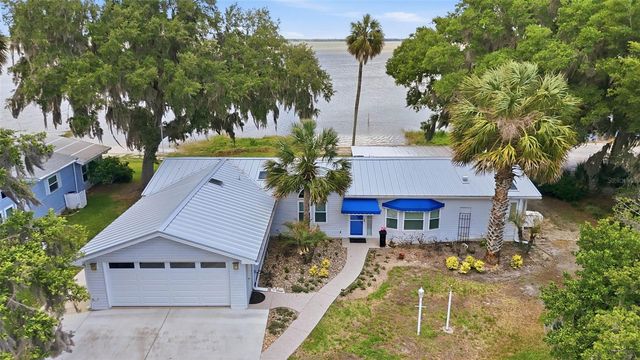 119 LAKE SHORE CIRCLE, Leesburg, FL 34788
