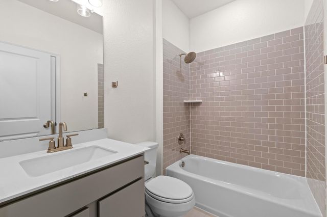 4920 Gragnano DR, Round Rock, TX 78665