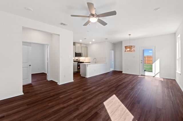 4920 Gragnano DR, Round Rock, TX 78665