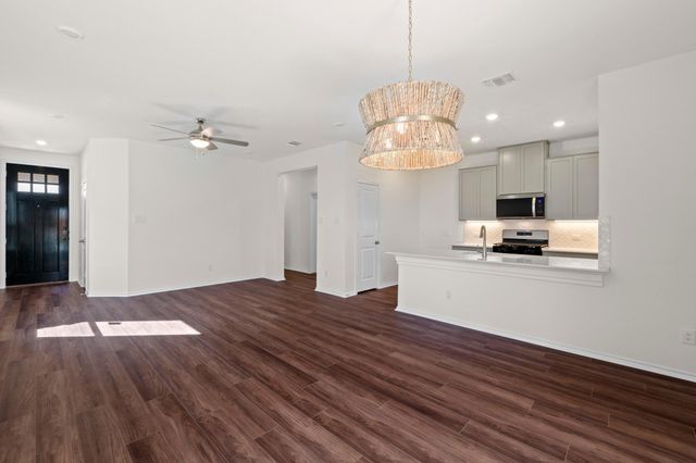 4920 Gragnano DR, Round Rock, TX 78665