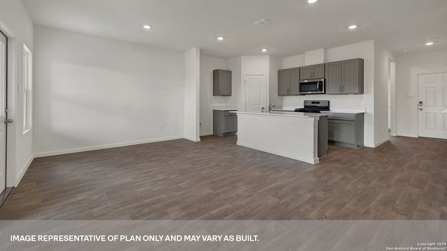 112 LAS LOMAS DRIVE, San Marcos, TX 78666