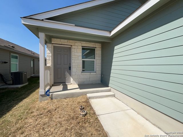 2819 Stigler Dr, Converse, TX 78109