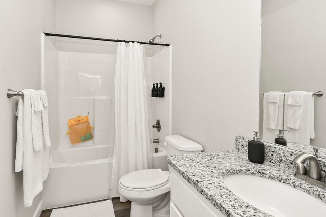 3003 N Vineyards Terrace 3, Branson, MO 65616