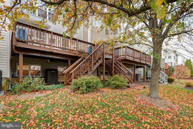 327 ROCKMEADE DR, Wilmington, DE 19810