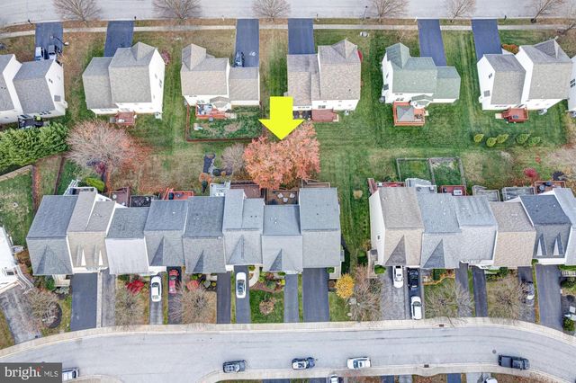 327 ROCKMEADE DR, Wilmington, DE 19810