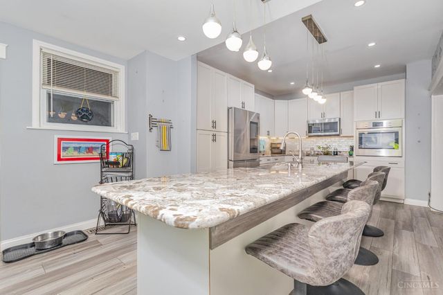 2473 Wahl Terrace, Cincinnati, OH 45211