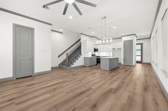 4019 Stassen Street A, Houston, TX 77051