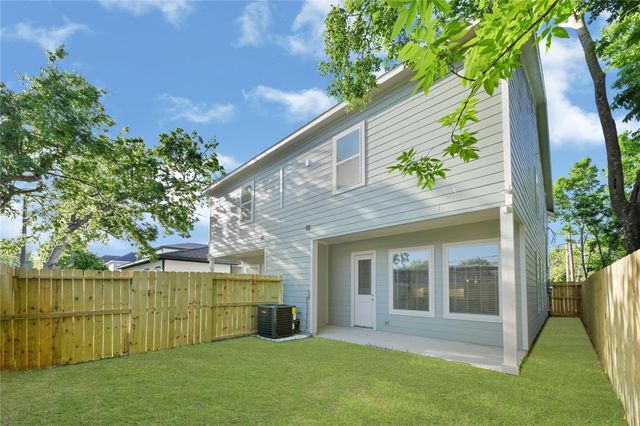 4019 Stassen Street A, Houston, TX 77051