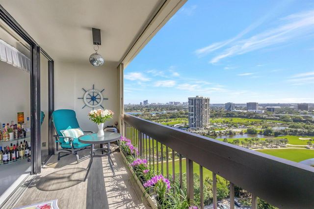 2000 Presidential Way Ph5, West Palm Beach, FL 33401