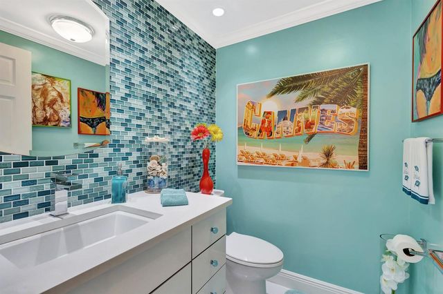 2000 Presidential Way Ph5, West Palm Beach, FL 33401