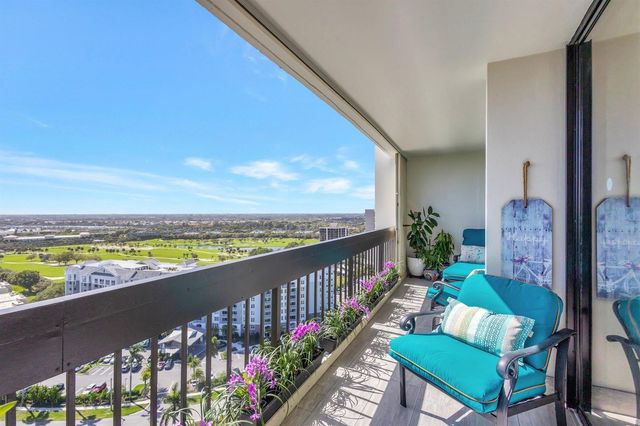 2000 Presidential Way Ph5, West Palm Beach, FL 33401