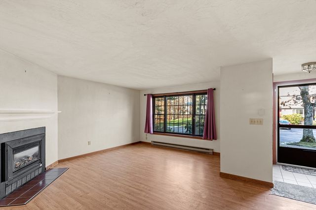 195 Falmouth Rd 19F, Mashpee, MA 02649