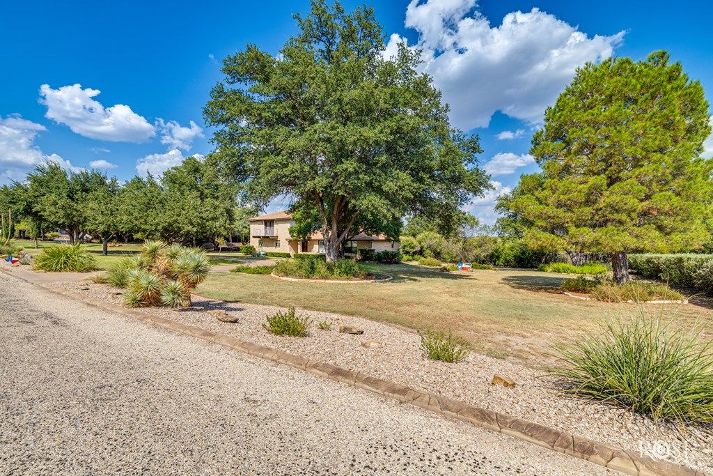 Image 10 of property listing at 258 Loch Ness Rd, San Angelo, TX 76901