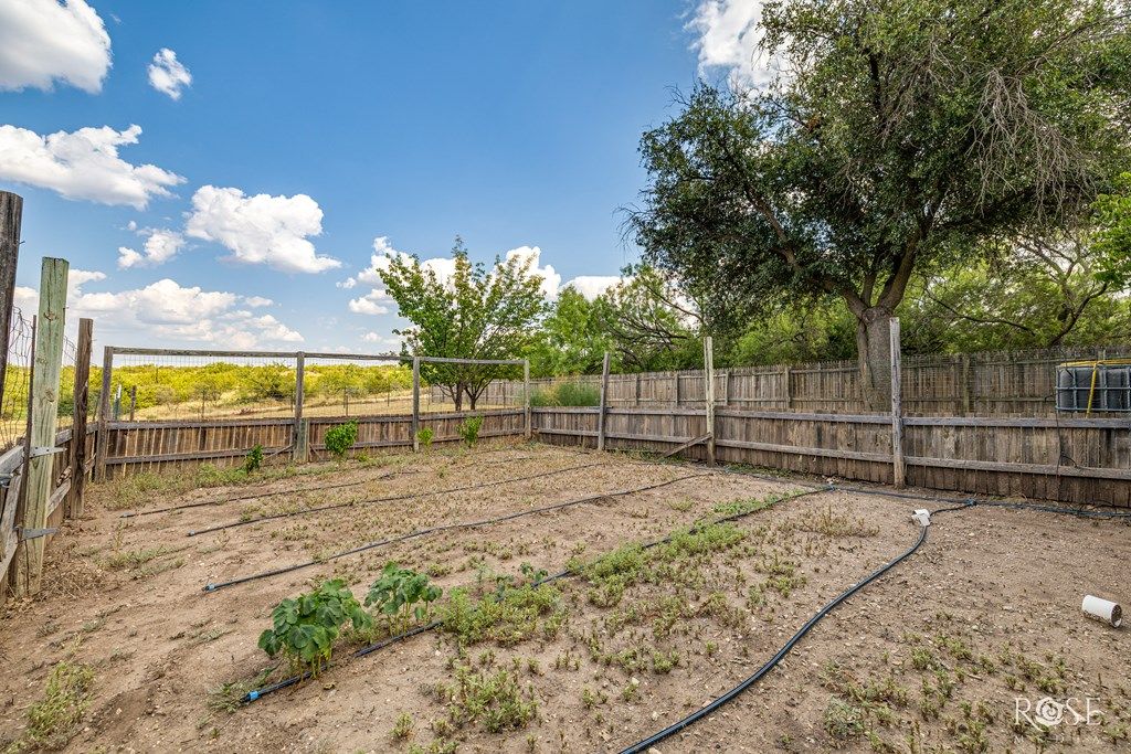 Image 34 of property listing at 258 Loch Ness Rd, San Angelo, TX 76901