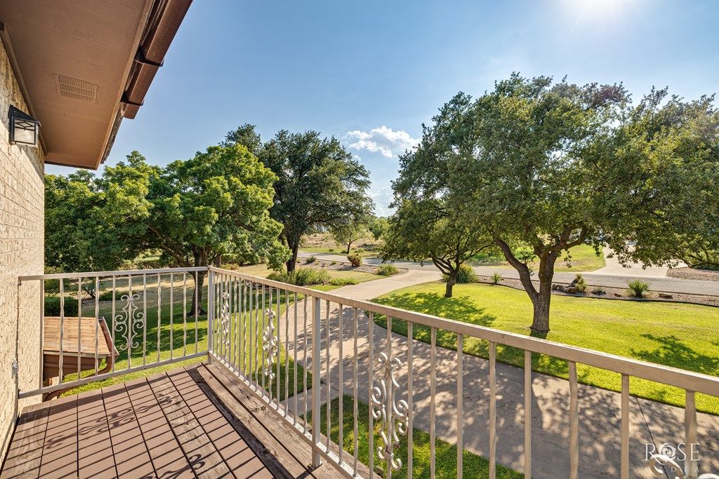Image 6 of property listing at 258 Loch Ness Rd, San Angelo, TX 76901