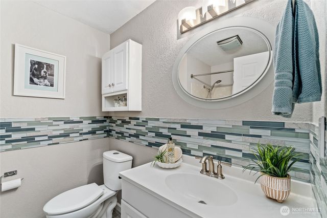 4001 176th Street SW, Lynnwood, WA 98037