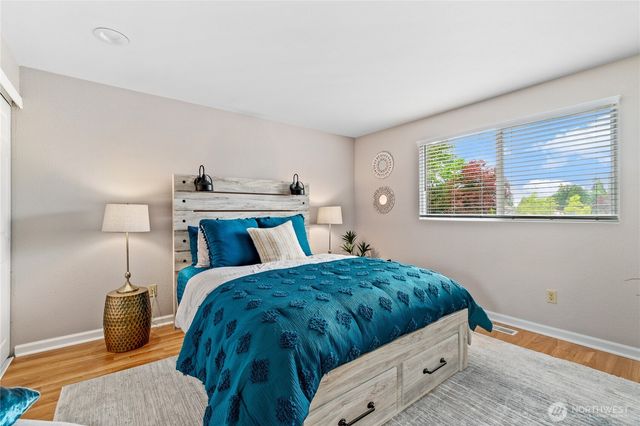 4001 176th Street SW, Lynnwood, WA 98037