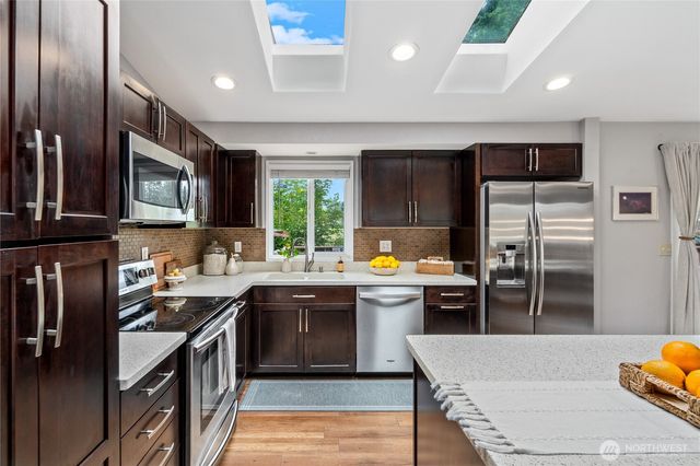 4001 176th Street SW, Lynnwood, WA 98037