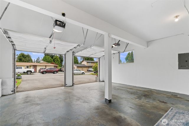 4001 176th Street SW, Lynnwood, WA 98037