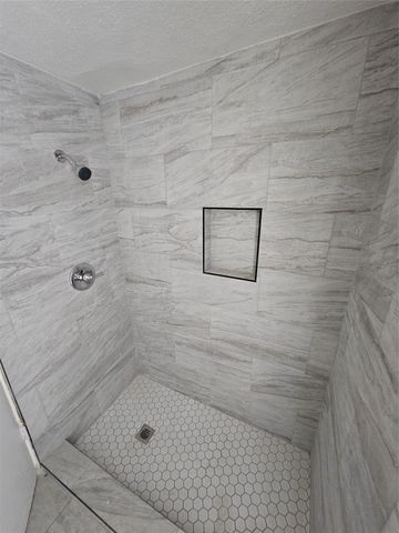 6018 Beekman Road, Houston, TX 77021