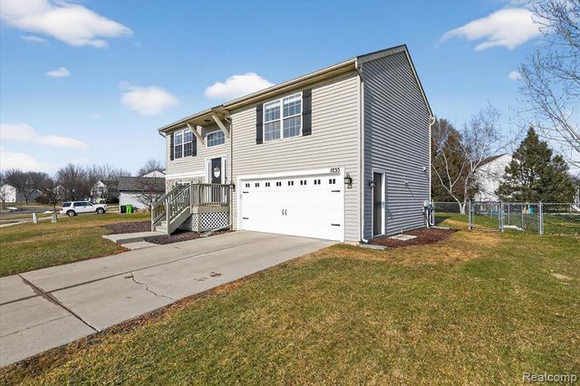 1035 Parkview Street, Fenton, MI 48430