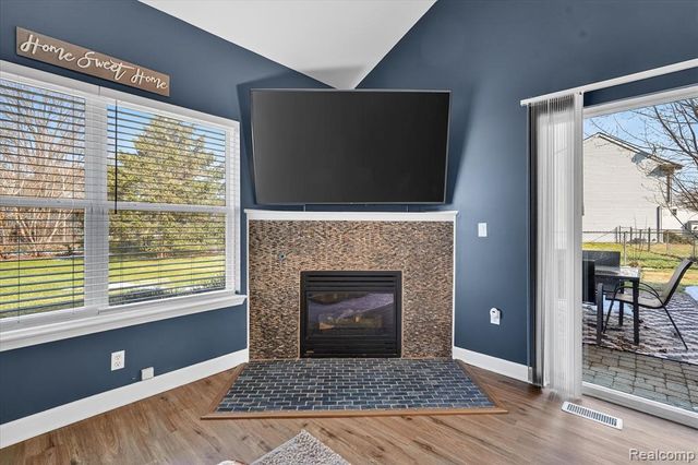 1035 Parkview Street, Fenton, MI 48430