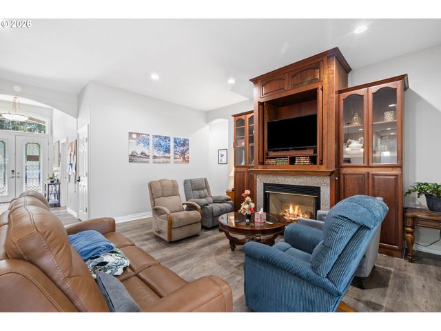 1421 Se 35TH Ave, Hillsboro, OR 97123