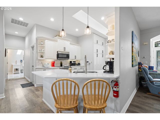 1421 Se 35TH Ave, Hillsboro, OR 97123