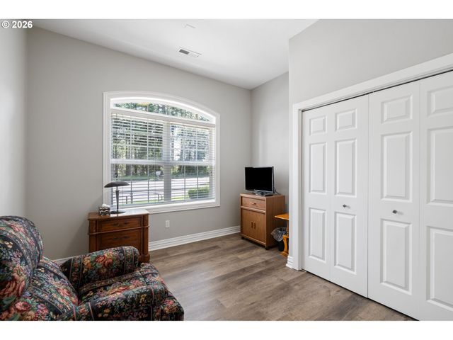 1421 Se 35TH Ave, Hillsboro, OR 97123