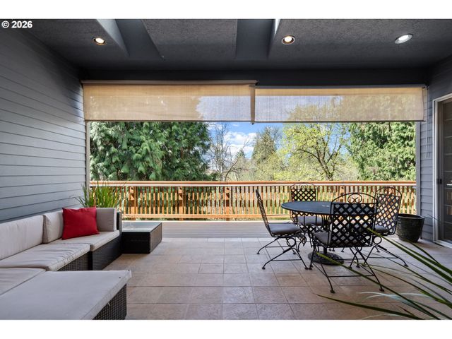 1421 Se 35TH Ave, Hillsboro, OR 97123