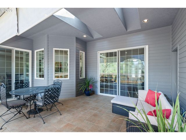 1421 Se 35TH Ave, Hillsboro, OR 97123