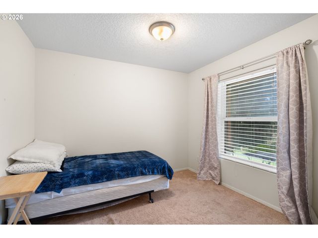 1421 Se 35TH Ave, Hillsboro, OR 97123
