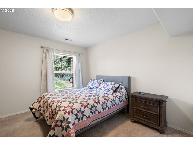 1421 Se 35TH Ave, Hillsboro, OR 97123