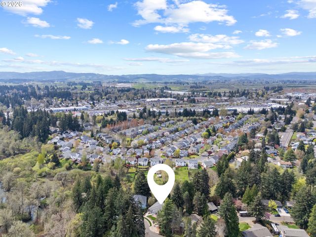 1421 Se 35TH Ave, Hillsboro, OR 97123