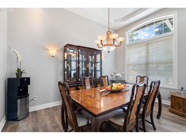 1421 Se 35TH Ave, Hillsboro, OR 97123
