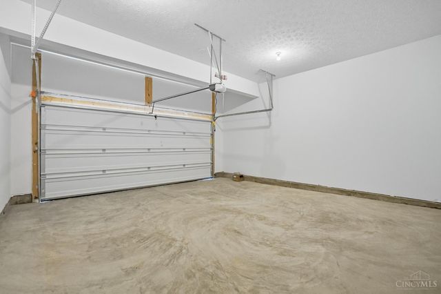 1577 Kilbarron Drive, Maineville, OH 45152