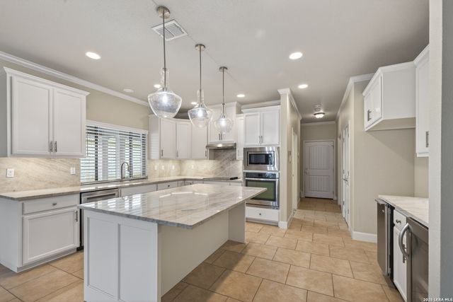 1458 Janets, New Braunfels, TX 78130