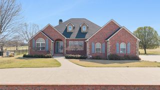 5020 Lake Breeze Road, Grove, OK 74344