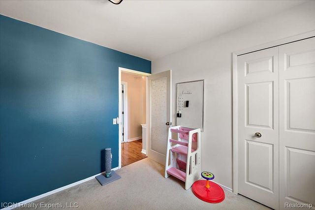 44831 Huntington Drive, Novi, MI 48375