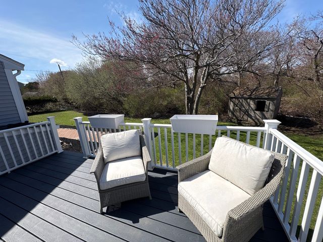 17 Bradford Ave, Scituate, MA 02066