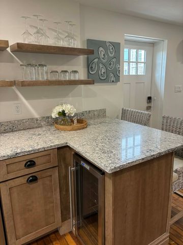 17 Bradford Ave, Scituate, MA 02066