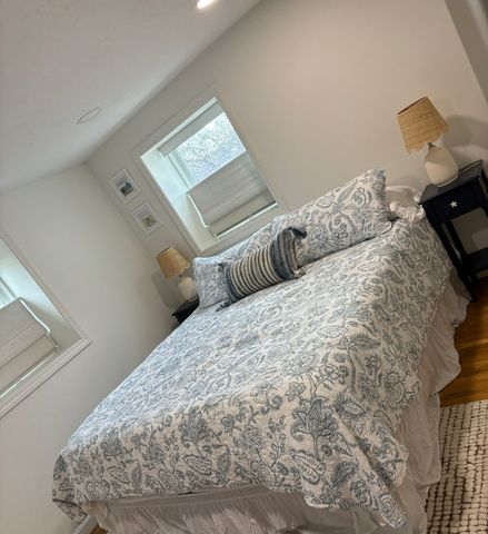 17 Bradford Ave, Scituate, MA 02066