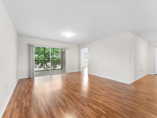 14111 Royal Vista Drive 405, Delray Beach, FL 33484