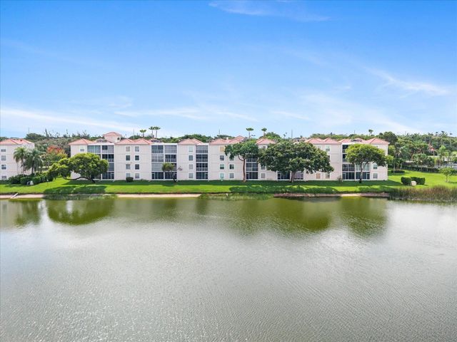 14111 Royal Vista Drive 405, Delray Beach, FL 33484