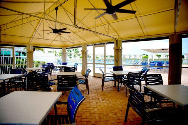 14111 Royal Vista Drive 405, Delray Beach, FL 33484