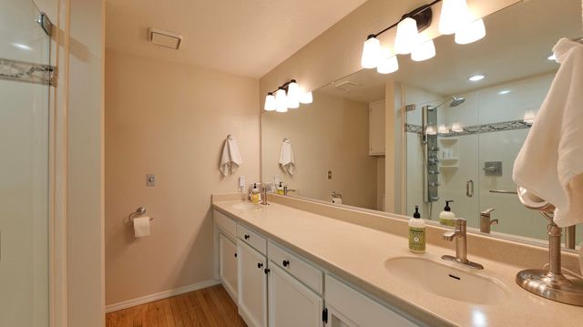 9401 Old Stage Road, Central Point, OR 97502