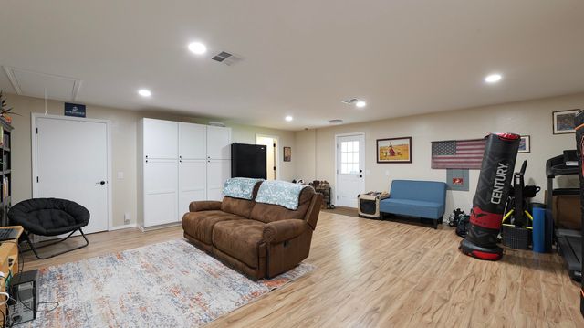 9401 Old Stage Road, Central Point, OR 97502