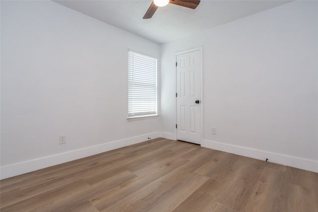 1704 Brookarbor Court, Arlington, TX 76018
